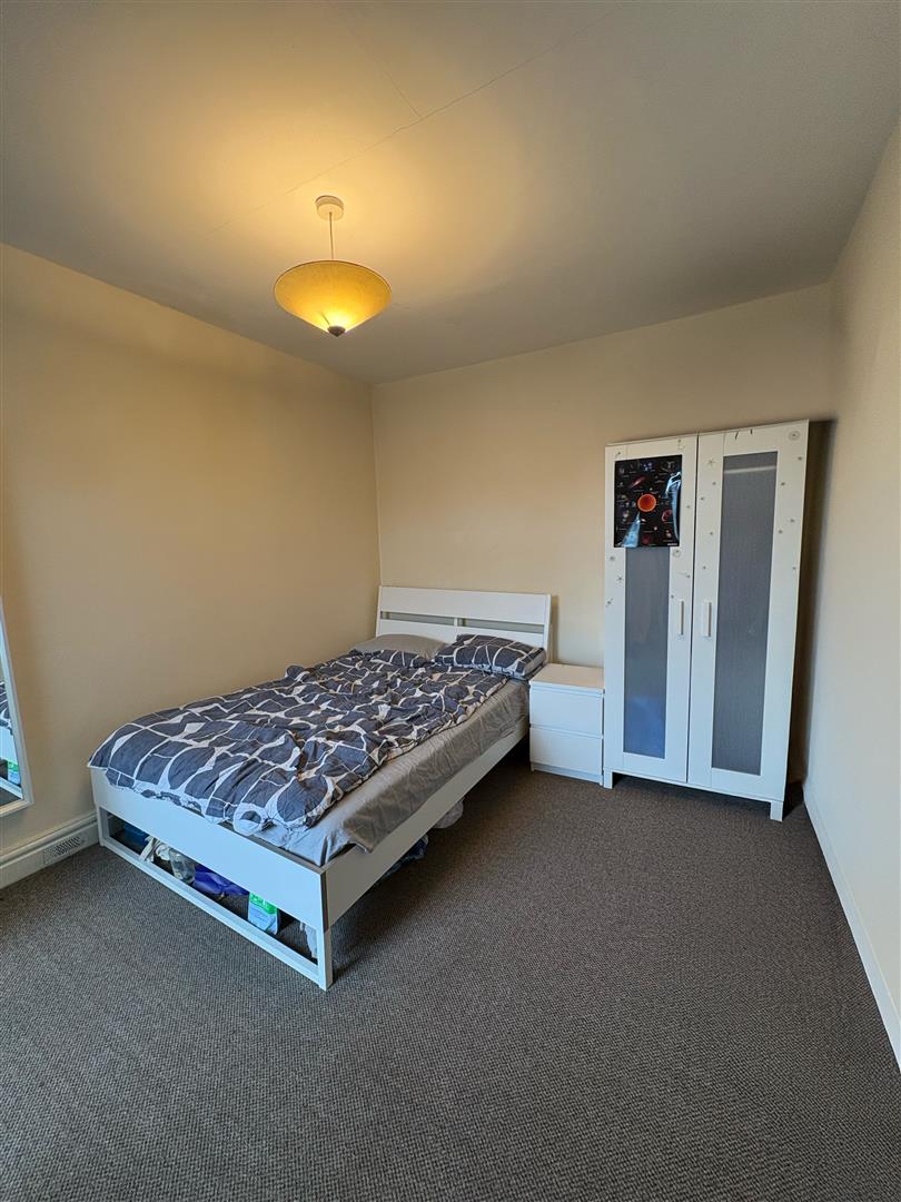 16 Coulston Road, Lancaster, LA1 3AE